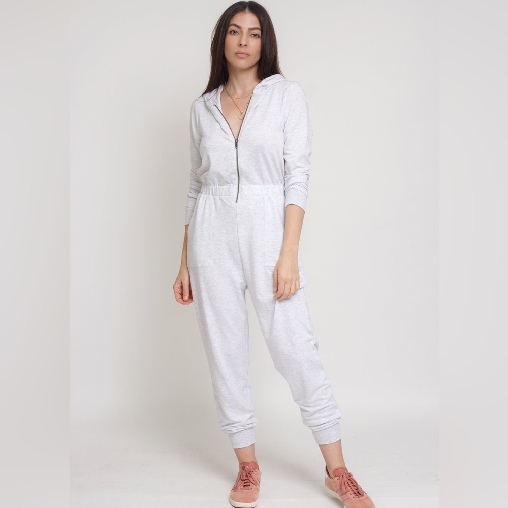 Lovestitch Heather Gray Jumpsuit sz M - Picture 3 of 11